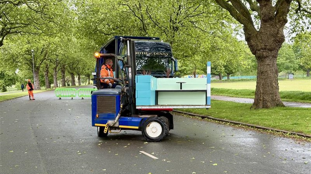 Transport Nottingham tweet media