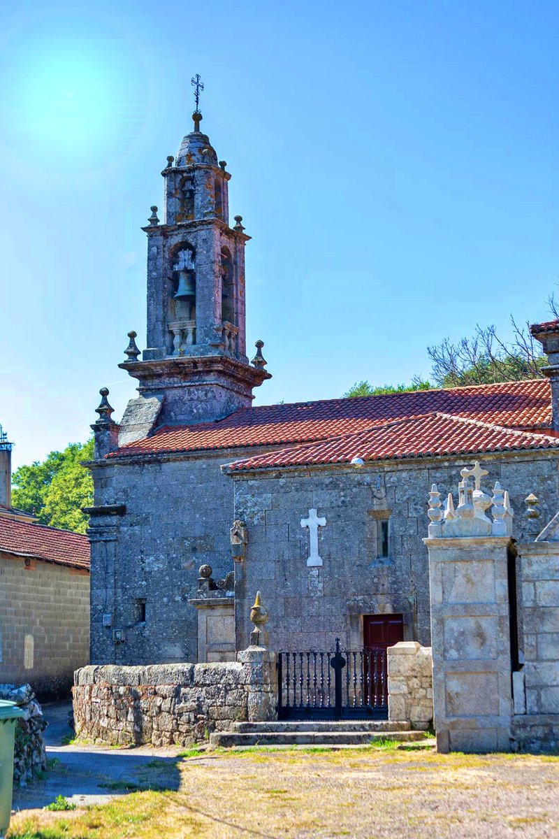 DozonTurismo's tweet photo. Igrexa de O Castro. Na parroquia de San Salvador da O. @ConcellodeDozon @Camino_Xacobeo @Turgalicia @GaliciaCalidade @turisriasbaixas  #DozónTurismo #TurismoRural #VisitaGalicia #CaminoDeSantiago 👉https://t.co/dcZcAy2oLz https://t.co/FdUH5jBAsk