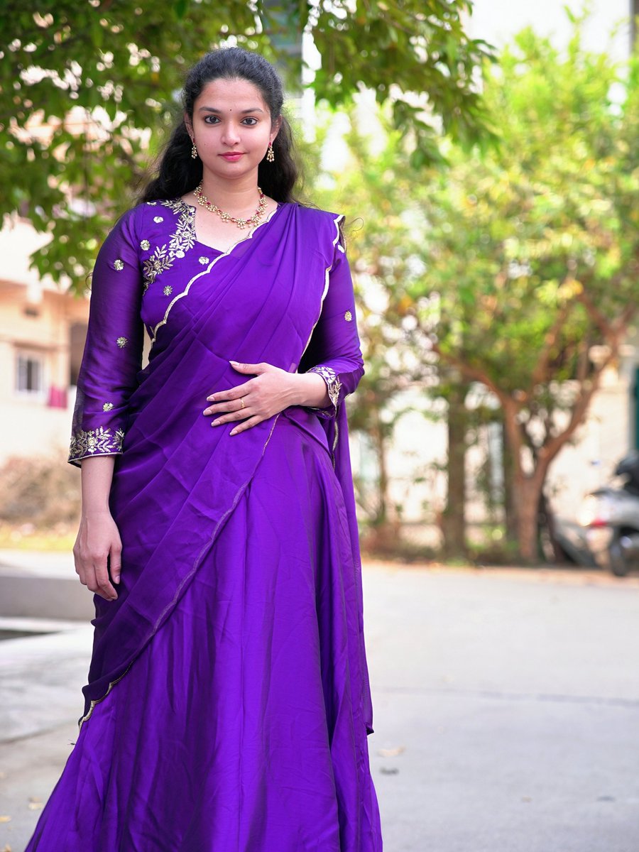 SumiiTalks's tweet photo. Dress Link 👇
https://t.co/C2oYP0xRq5
#ootd #fyp #fashiongram #outfitpost #sumiivastra https://t.co/kJNHsAW4MO