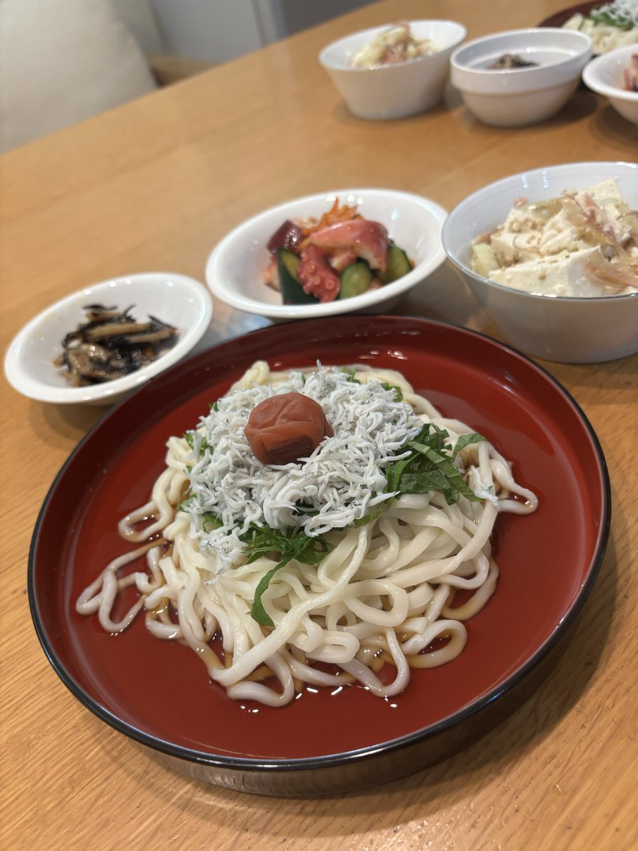 みあ tweet media