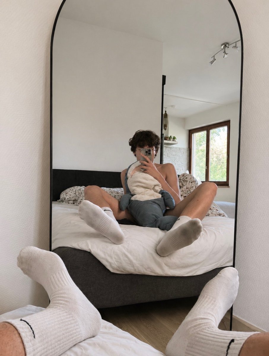 Twinky Socks tweet media