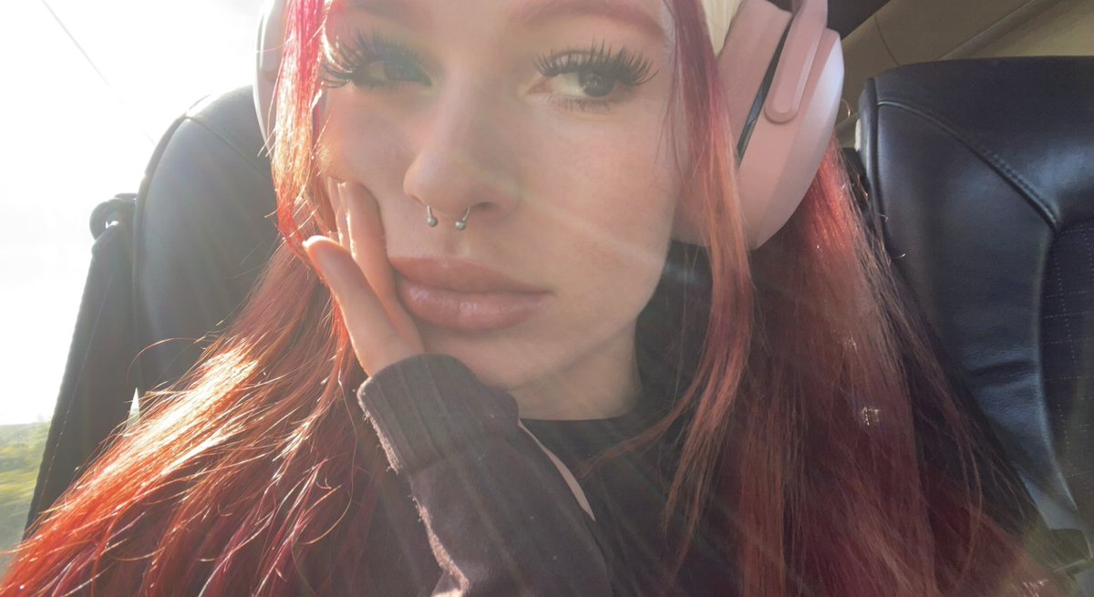 𝓤𝓻 𝓵𝓸𝓬𝓪𝓵 𝓬𝓾𝓽𝓲𝓮 tweet media