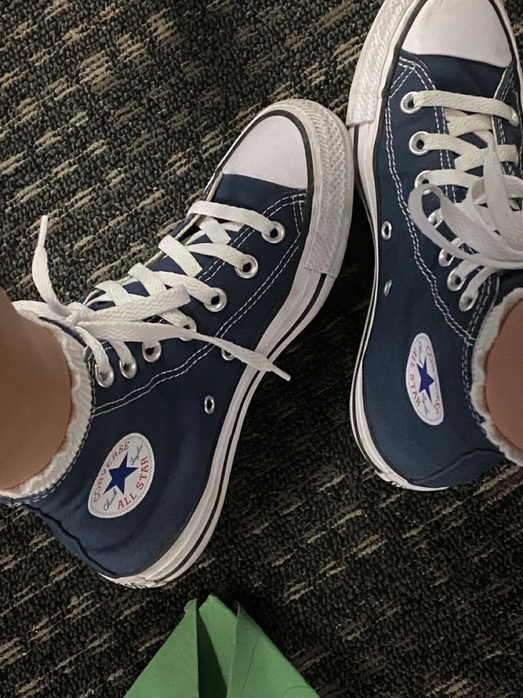 zeldhwa's tweet photo. letting pinterest decide who i am 

- hobby 
- sport
- toy
- shoes

@Swanlvee @2winkjoong @yuyuhoot @SyntheticDroids https://t.co/eBe5WmvD5G