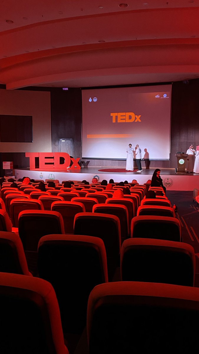 thvsaboace's tweet photo. #منتدى_الصحة_والأمن_في_الحج #tedx
يوم جميل جدا 🙏🏻
 Just passing by a TEDx sessions💡 https://t.co/rqgdGjxi3L