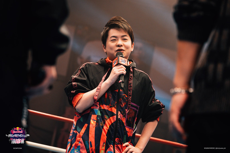 ささ/Sasatikk tweet media
