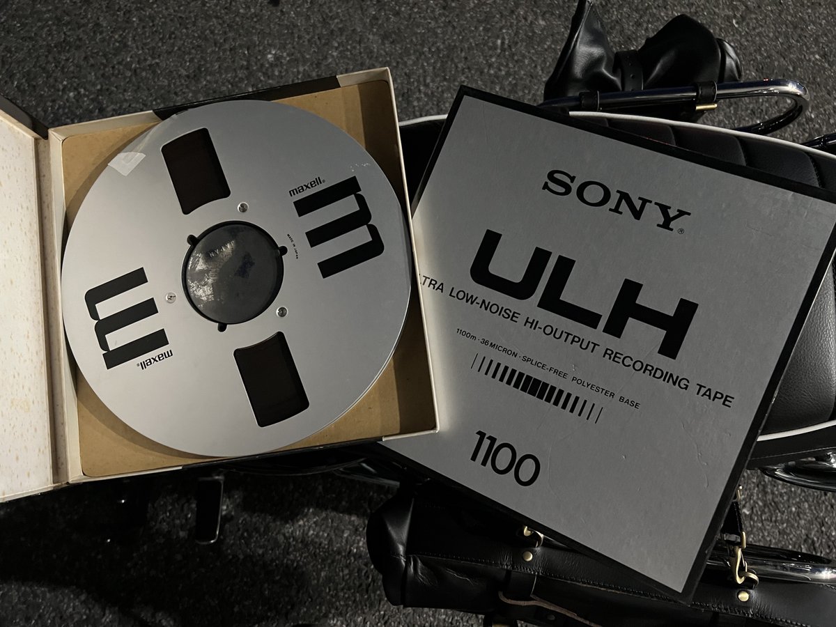 コヤケンさん専用です。 都内からバイクに乗って1時間半かけておよそ40年以上前のテープを買い