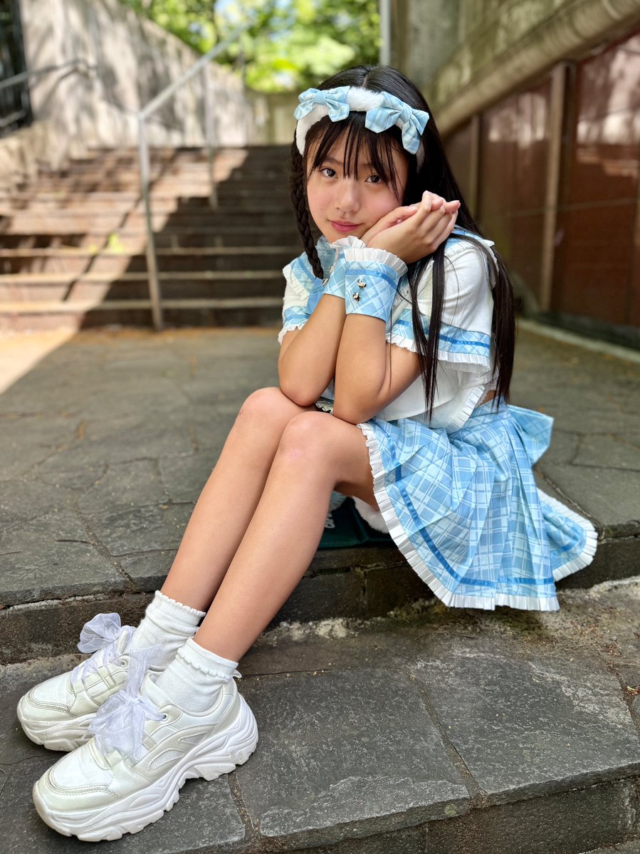 両手を合わせるポーズもいいですね Runaちゃんかわいいです！ 2026年5