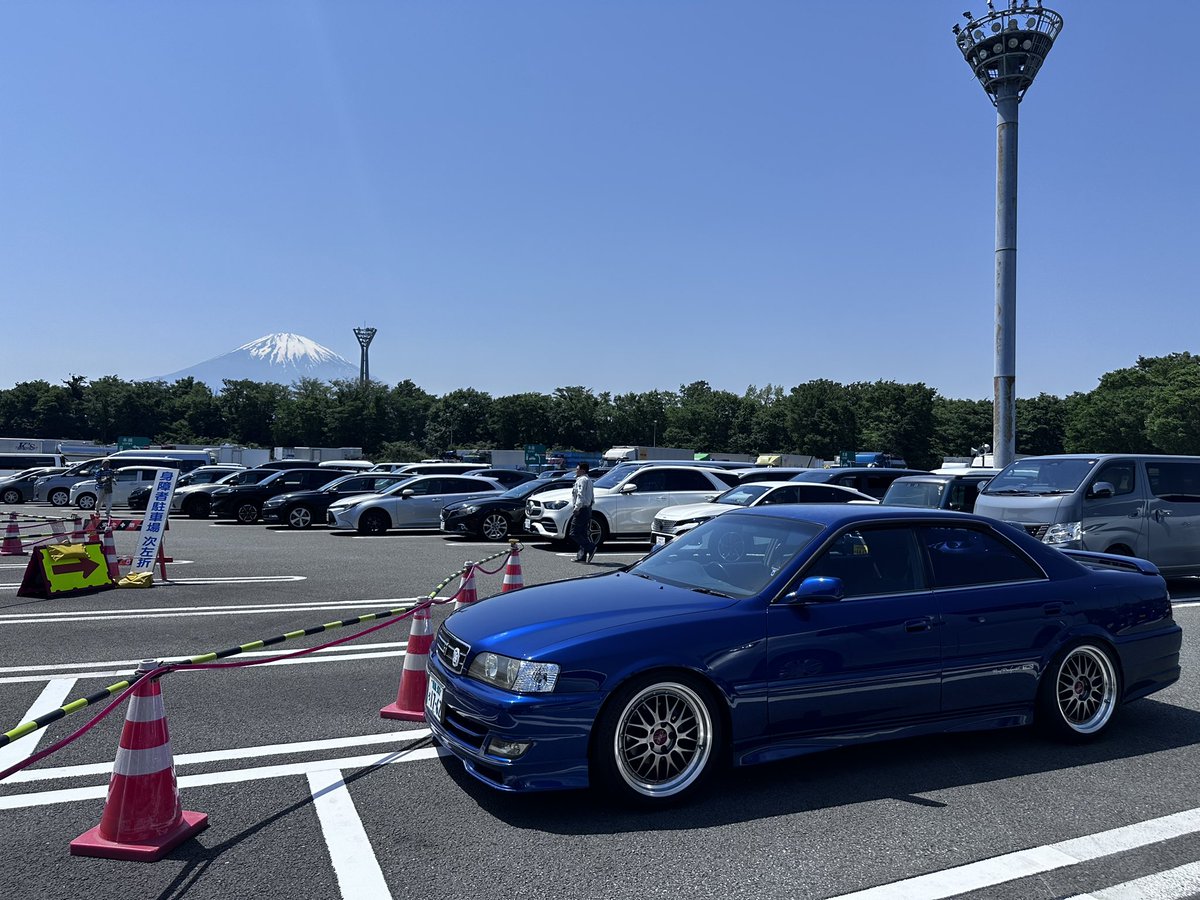 うめち tweet media