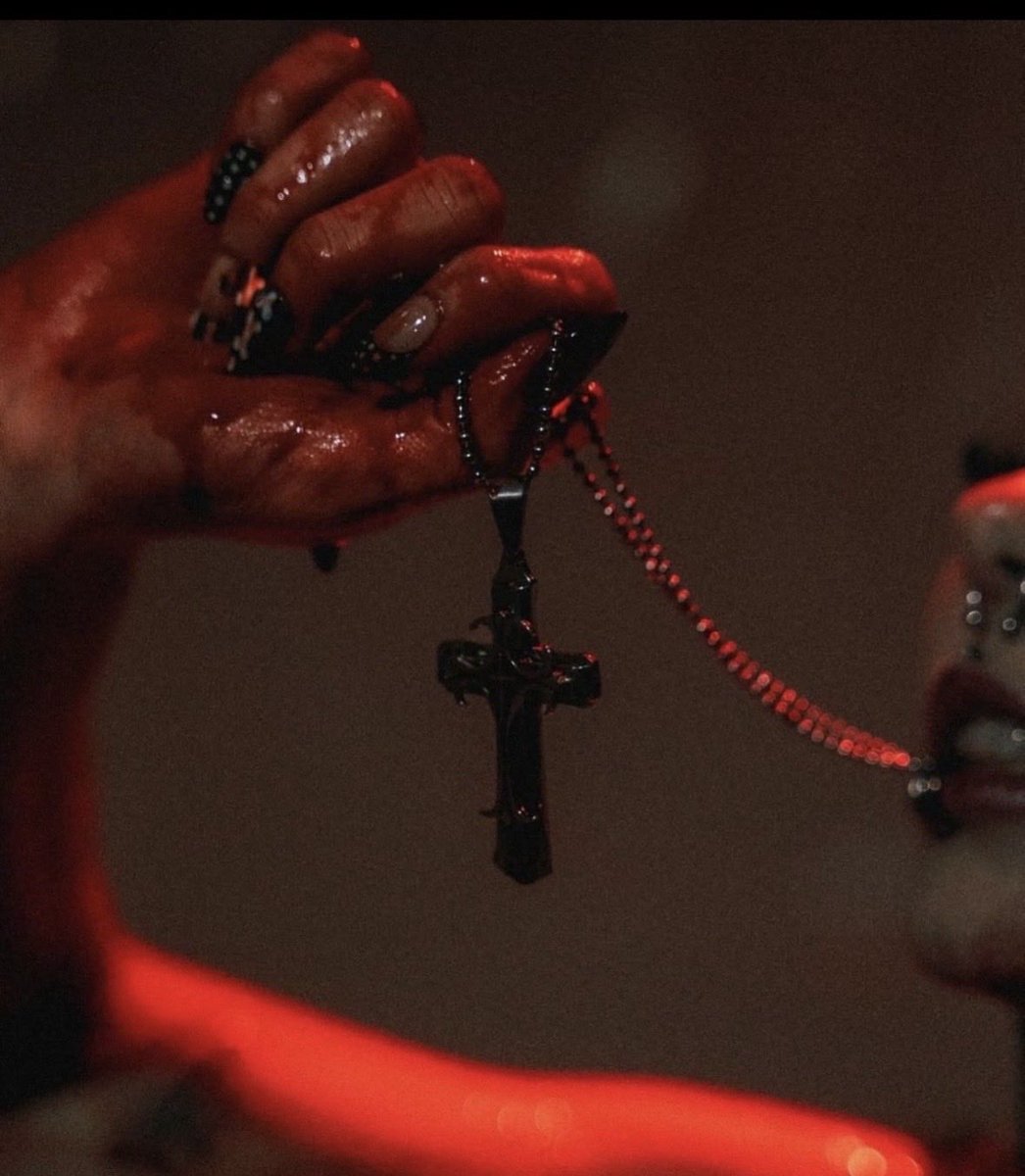 vampina🦇 tweet media