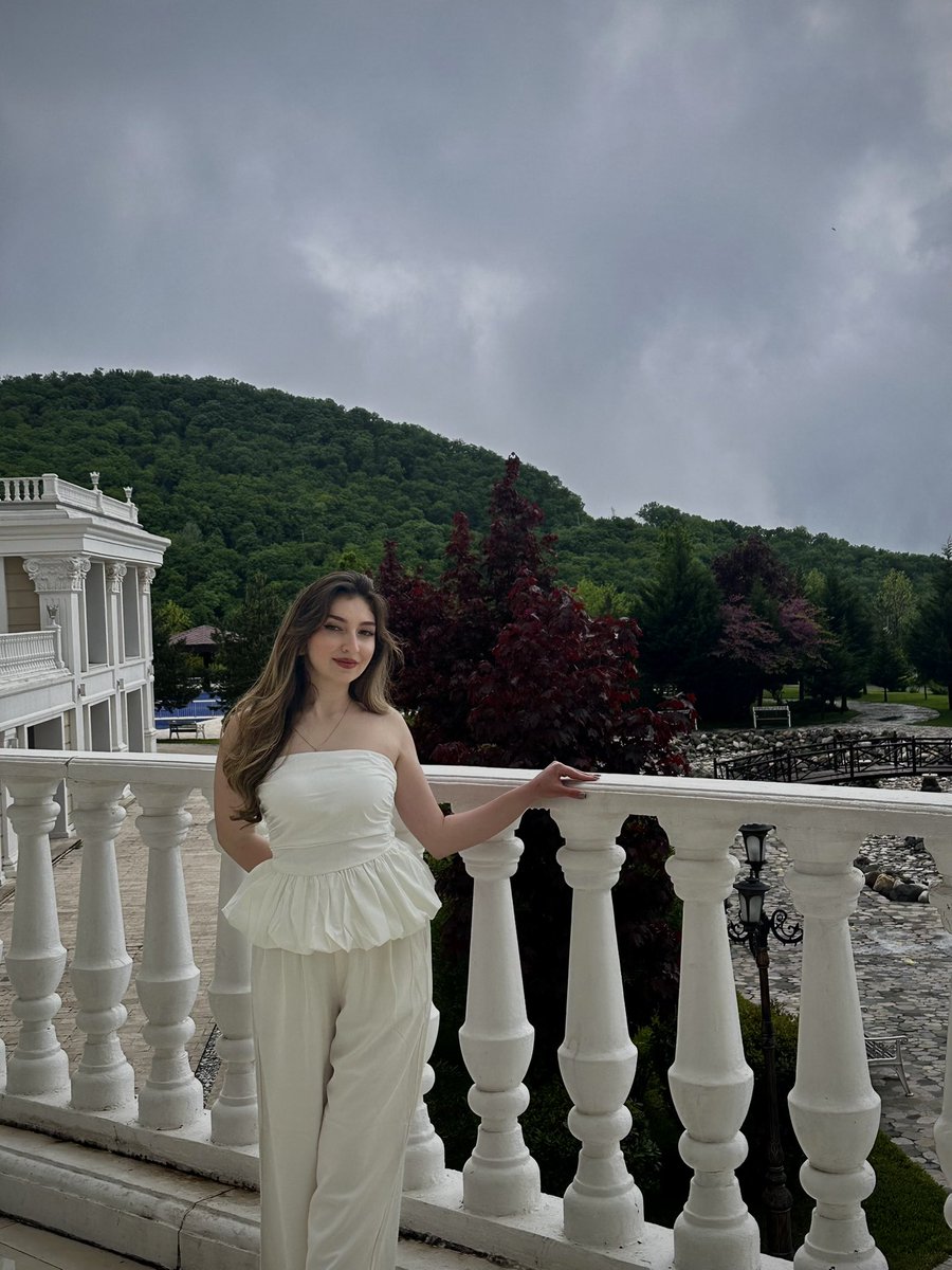 zeropulzse's tweet photo. Say yes to heaven
Say yes to me 🦢 https://t.co/QVUYhP8qgF