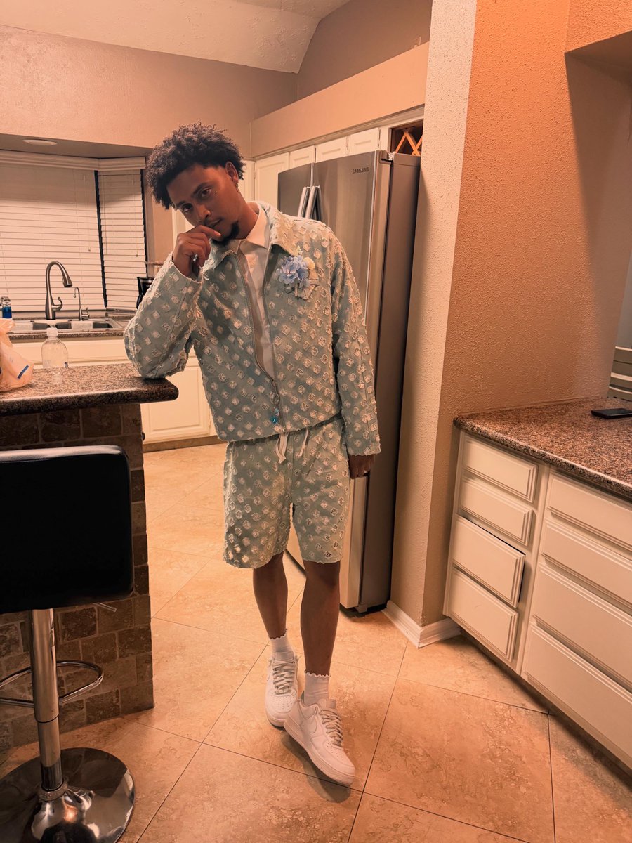 MahJaay's tweet photo. 🥶🥶🦋 https://t.co/0tTvCJd4D1