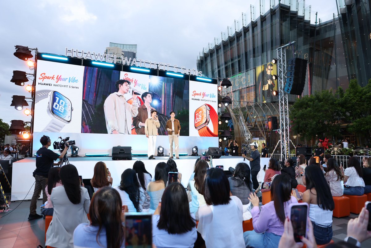 Huawei Mobile TH tweet media