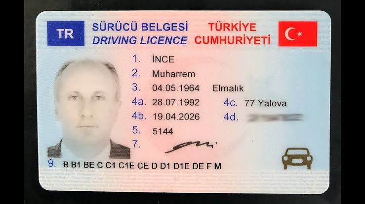 alishnylmz's tweet photo. @vekilince Muharrem Hocam ehliyeti yenilediniz mi? Merak ettim 😀 https://t.co/UVqr77mgwT