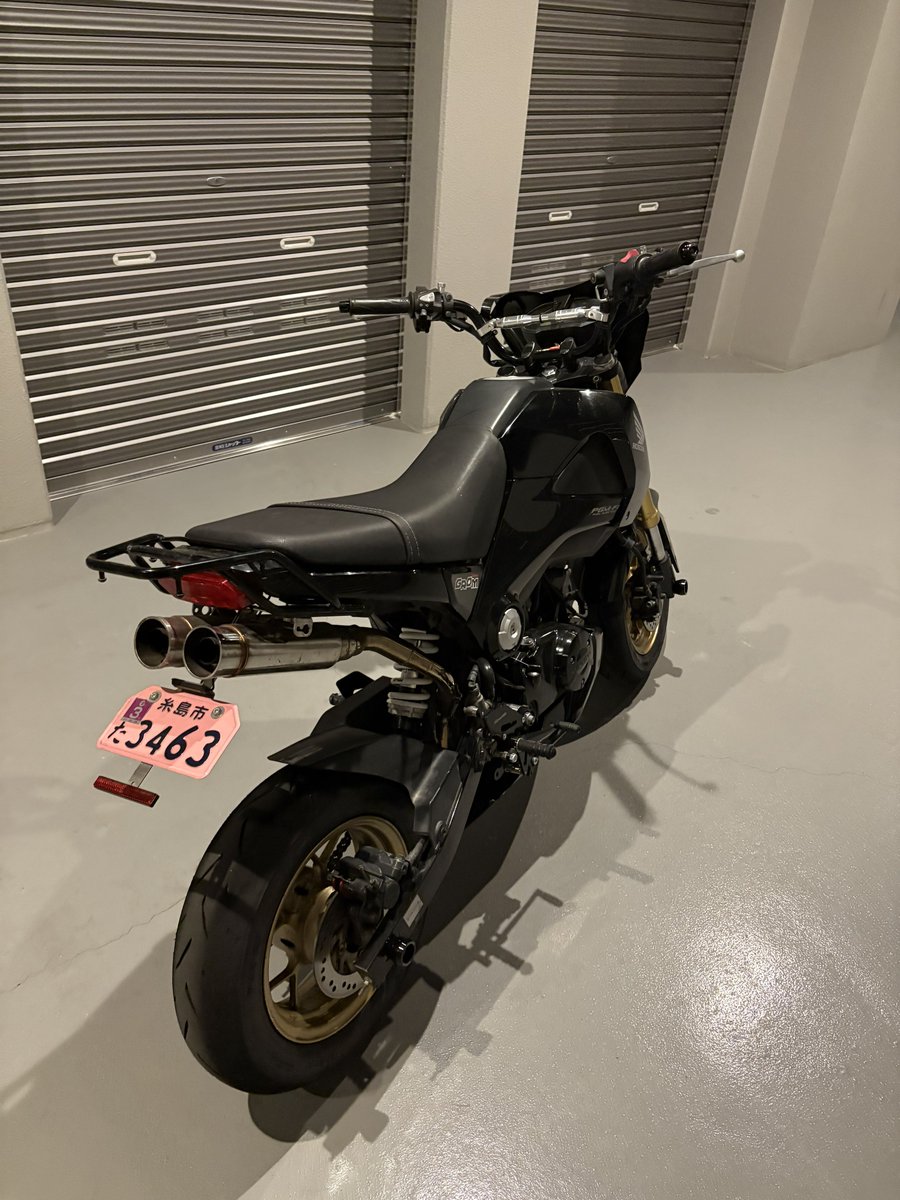siyubike's tweet photo. ミラー外すだけで全然違うな
これでサーキットや https://t.co/zWZUXxlm0M