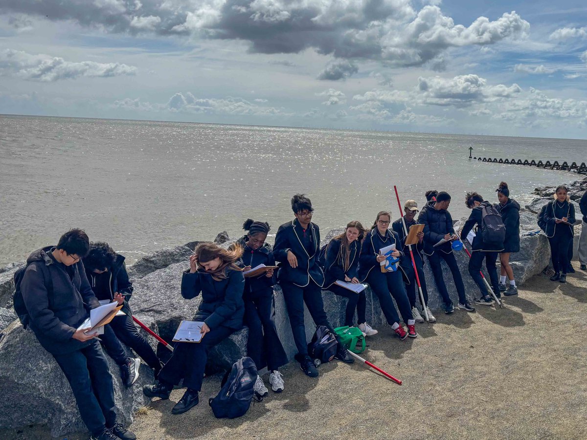 Year 10 students visited Walton-on-the-Naze last week to carry out GCSE Geography fieldwork, collecting data on coastal processes including longshore drift and beach profiles.&nbsp; @RGS_IBG&nbsp; @The_GA&nbsp; #GCSEGeography&nbsp; #GeographyFieldwork&nbsp; #WaltonOnTheNaze Image