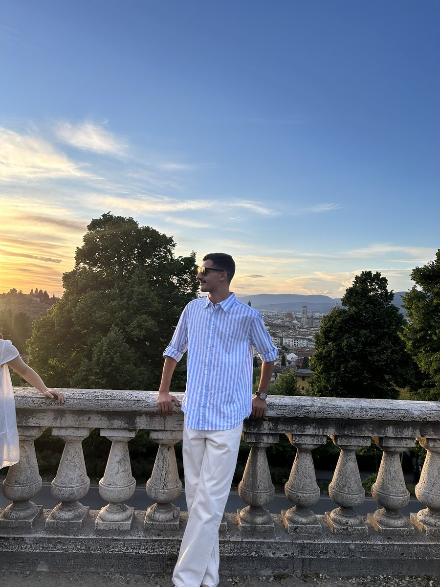 os_mx7's tweet photo. Florence🇮🇹 https://t.co/h2hrAfcDZh