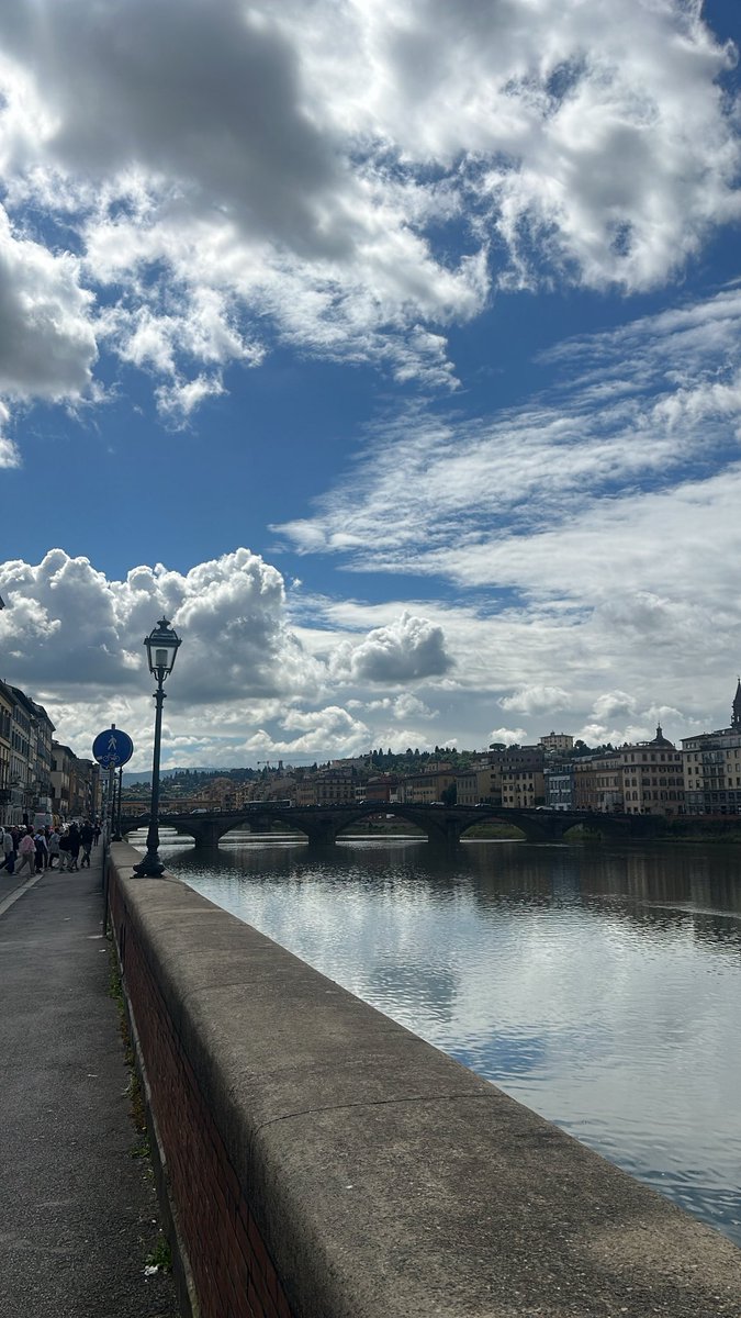 os_mx7's tweet photo. Florence🇮🇹 https://t.co/h2hrAfcDZh