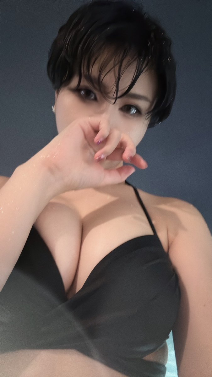 女男 tweet media