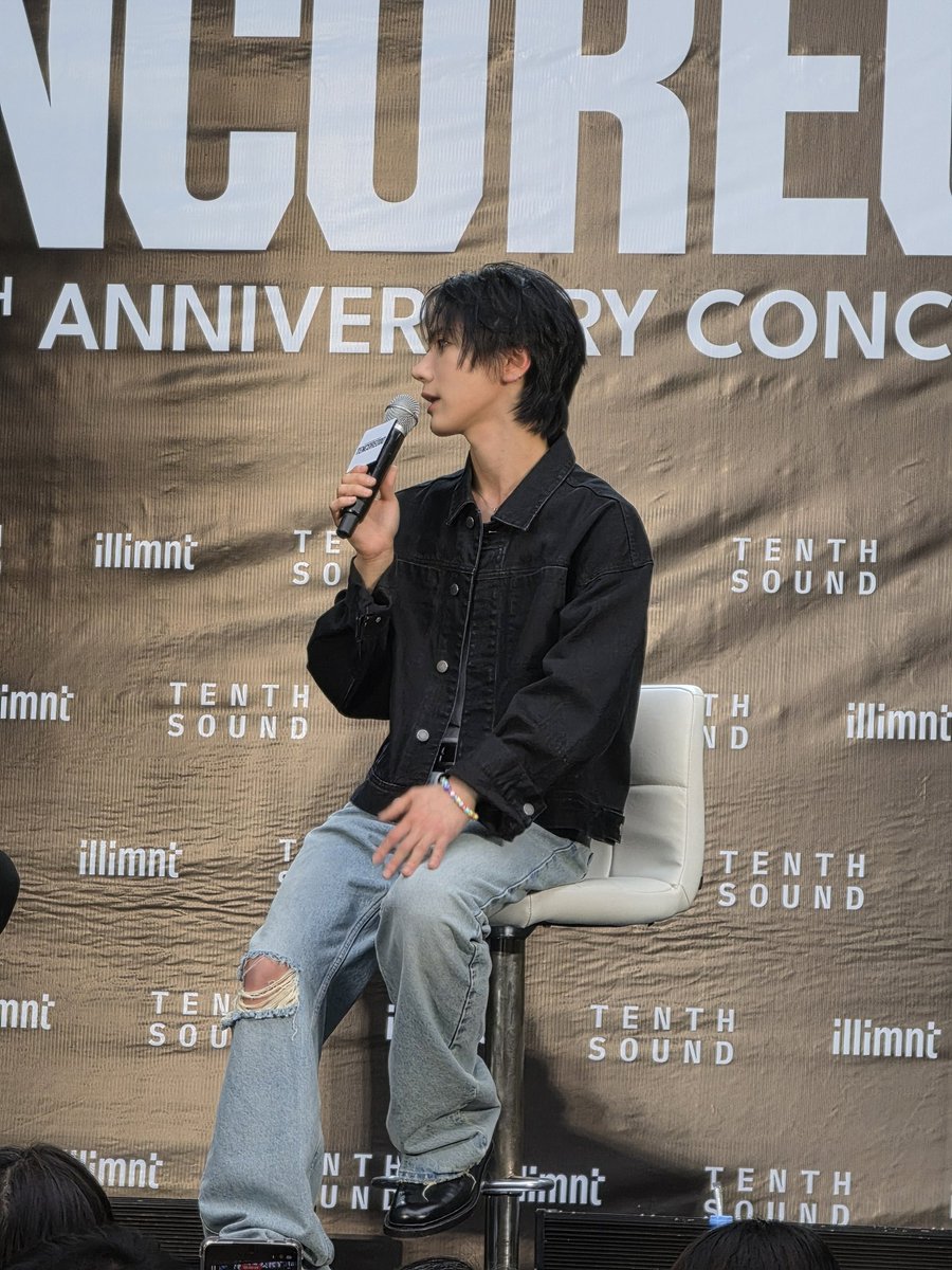 delighttttt_'s tweet photo. ผมโคตรจะภูมิใจ ฮือออออ #TENCORE0110Concert_PressCon #TEN https://t.co/dkr5gRi7Qn