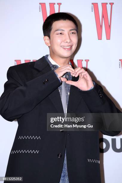 𝐀𝐫𝐢𝐚𝐧𝐚’𝐬 𝐩𝐨𝐯 🌸ꕤ tweet media