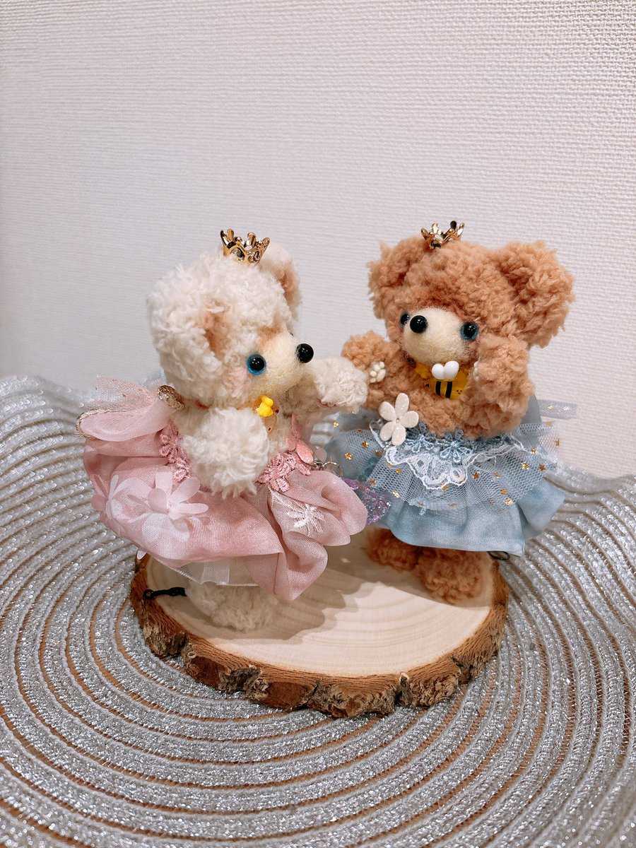 双子テディベアの妖精さんをヤフオクに出品しました。 セット販売で