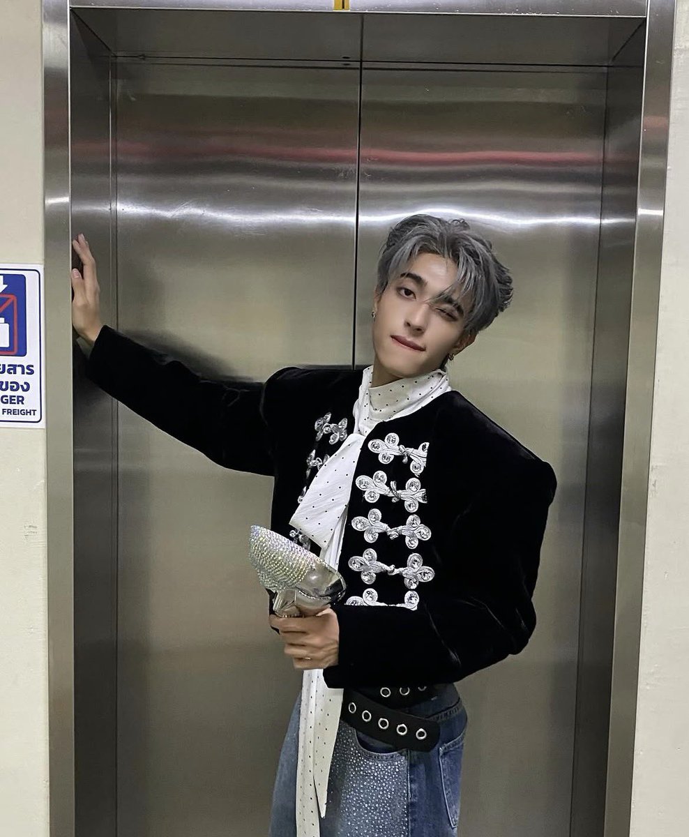 jemxniq_official tweet media