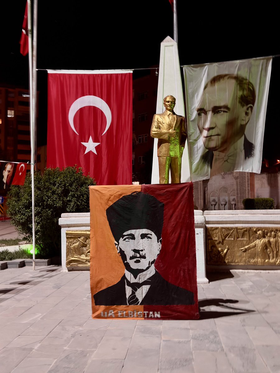 uAYurtici's tweet photo. YA İSTİKLAL YA ÖLÜM !  #19Mayıs

#uAYurtiçi https://t.co/6EXFd13YdD