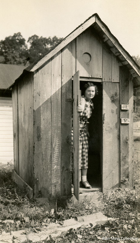 TheTinkleBelle's tweet photo. There are modern conveniences now, like The Tinkle Belle that can help you pee with ease, cleanliness and discretion. #PeeFree #LifeOutstanding https://t.co/MRbi9DxZ2r