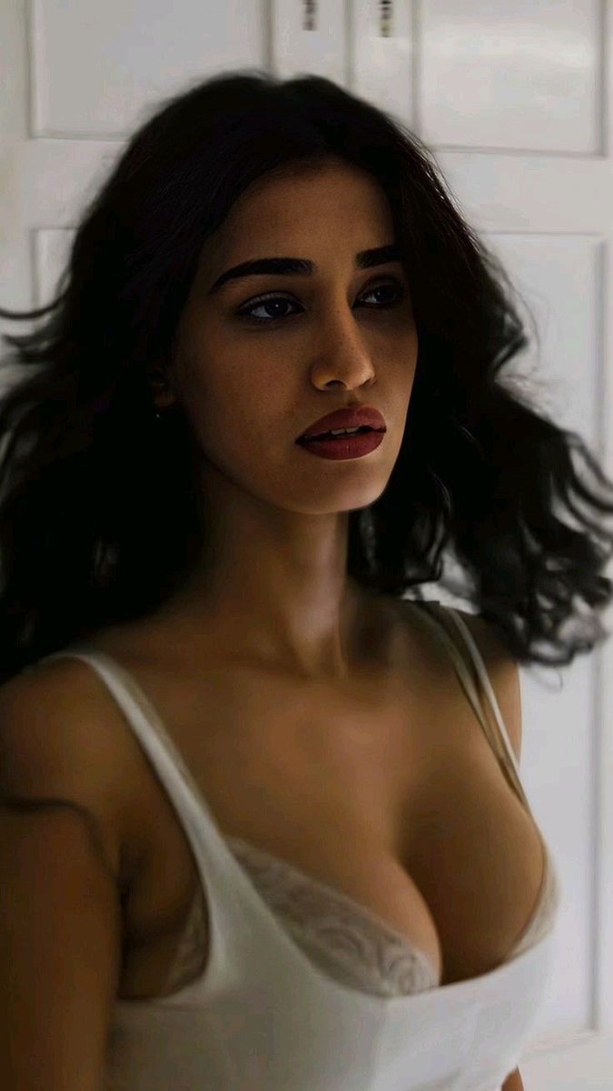 Disha Patani Commentary tweet media