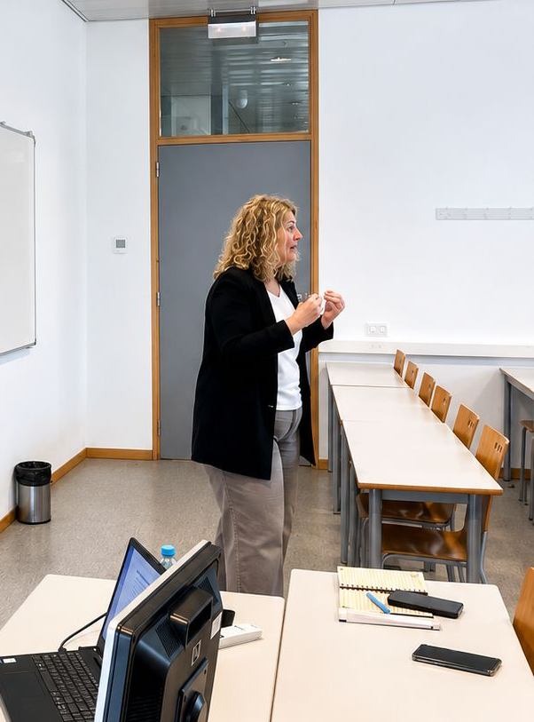 isproxwork's tweet photo. 📍 Meritxell Alegre y Laia Serrano de la Cruz de #ISPROXLleida participaron en la XXIII edición del Mercat de Tecnologia organizado por la Universitat de Lleida @UdL_info, una jornada centrada en la tecnología y la innovación al servicio de las personas.

#ISPROXAlDía https://t.co/VU7QolhNXx