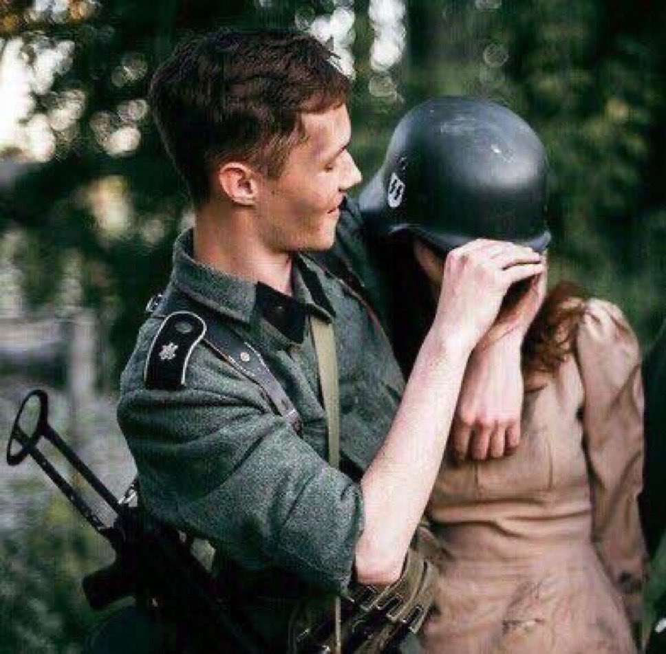 WAFFEN_SS_1's tweet photo. こういう写真撮りたいよね、うん https://t.co/cLAUWXSV5v