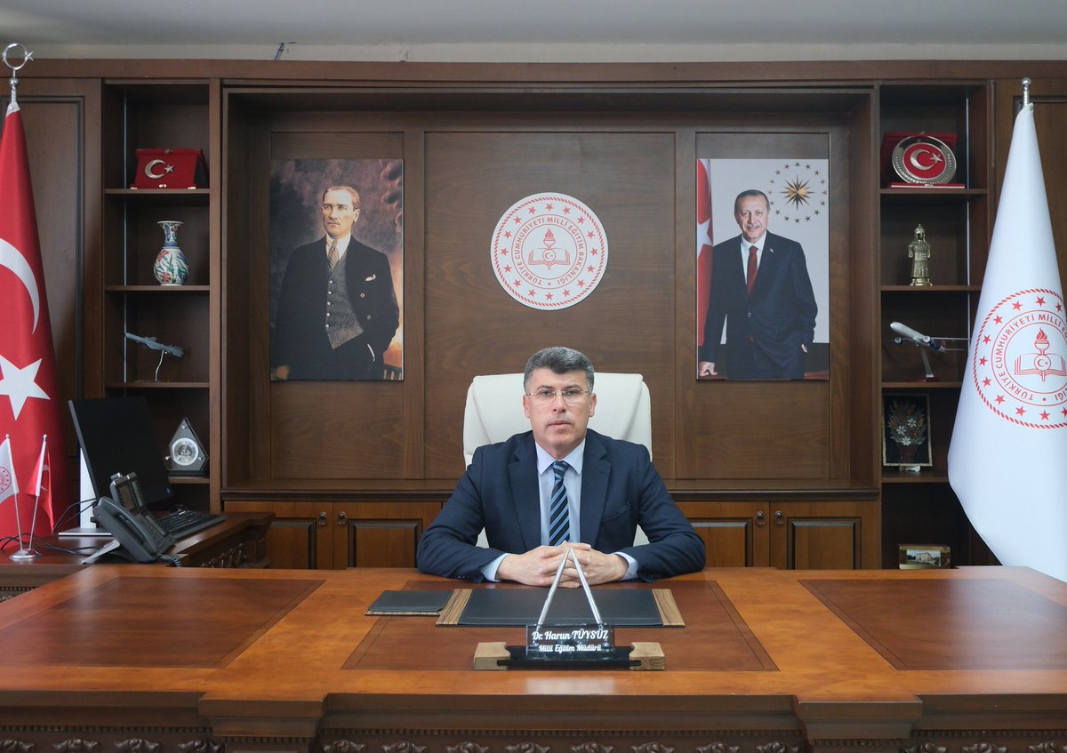 hataymem's tweet photo. İl Müdürümüz Dr. Harun Tüysüz, 19 Mayıs Atatürk'ü Anma, Gençlik ve Spor Bayramı münasebetiyle bir mesaj yayımladı. 

👉 https://t.co/yPOZCtmF68

#hataymem
#eğitimhatayanefesoluyor https://t.co/4GFQos9XO8