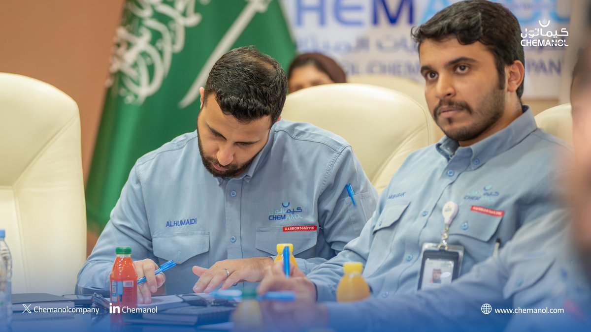 ChemanolCompany's tweet photo. ضمن مبادرات كيمانول الهادفة إلى تطوير رأس المال البشري، نُفذت دورة «مقدمة في التخطيط الشخصي الاستراتيجي» التي قدمها المدرب أحمد السرحاني، بهدف رفع مستوى الوعي بأهمية التخطيط الاستراتيجي الشخصي وتحقيق الطموحات المستقبلية. https://t.co/7LRTuccEr6