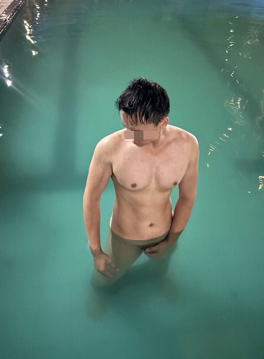 JuneAquarius's tweet photo. 🏊🏊🏊🏊🏊 https://t.co/vHMKfpireQ