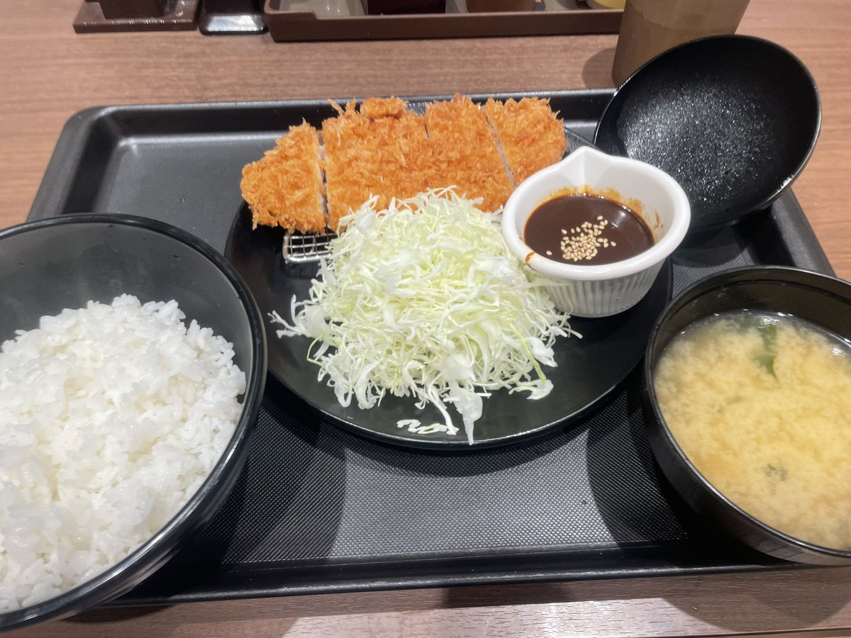 りーふ tweet media
