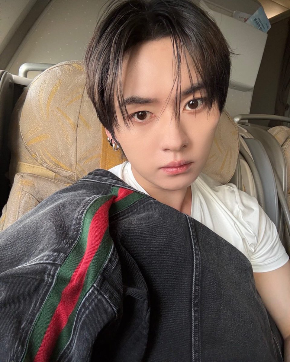 비니 tweet media