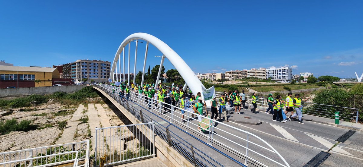 natxo1d10's tweet photo. 7é dia de #VagaIndefinida al #BaixMaestrat! Seguim! 💪🏽 Hui, manifestació a #Vinaròs! https://t.co/PO37AMJ8pm