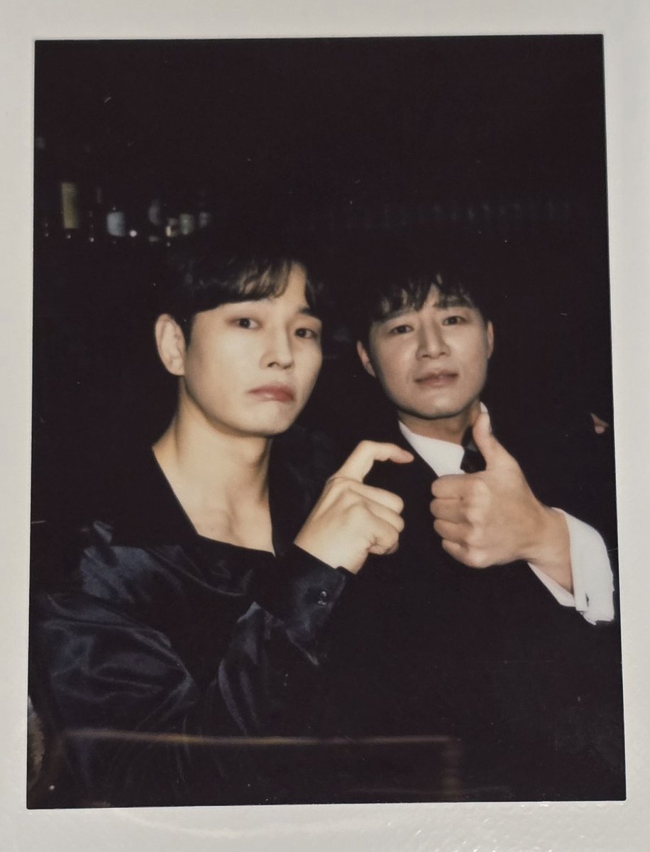 회전러k tweet media