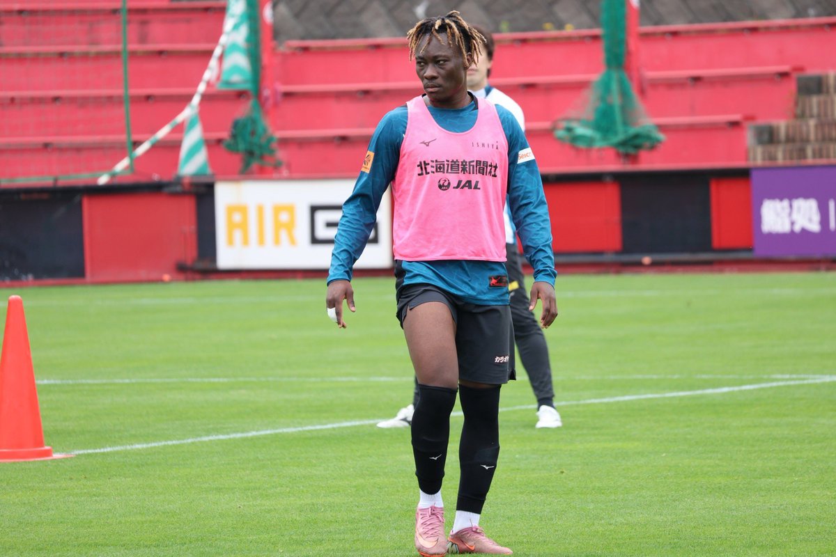 北海道コンサドーレ札幌 小野伸二現役ラストマッチ12月3日浦和レッズ戦