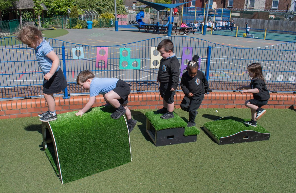 PentagonPlayUK's tweet photo. Introducing the new Get Set, Go! Blocks Next Steps Pack.

Designed to support movement, balance, coordination and active play in EYFS settings.

Ideal for schools looking to maximise their PE &amp; Sports Premium funding.

👉 https://t.co/PqaiaMFHDp

#ActivePlay #SportsPremium https://t.co/jnrpA6Kwn5