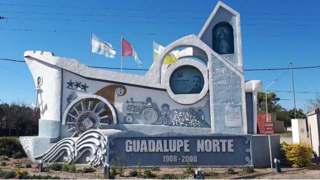 EscapeNoticias's tweet photo. ¿Qué pasó con Zoe en Guadalupe Norte? "El hombre se presentó y pidió tener la guarda de Zoe, pero desde la secretaría de Niñez se lo negó y lo invitó a anotarse en el Ruaga (Registro Único de Aspirantes a Guarda con Fines Adoptivos)", contó Daniela León en FM 98.3 https://t.co/fteCEvfQUI