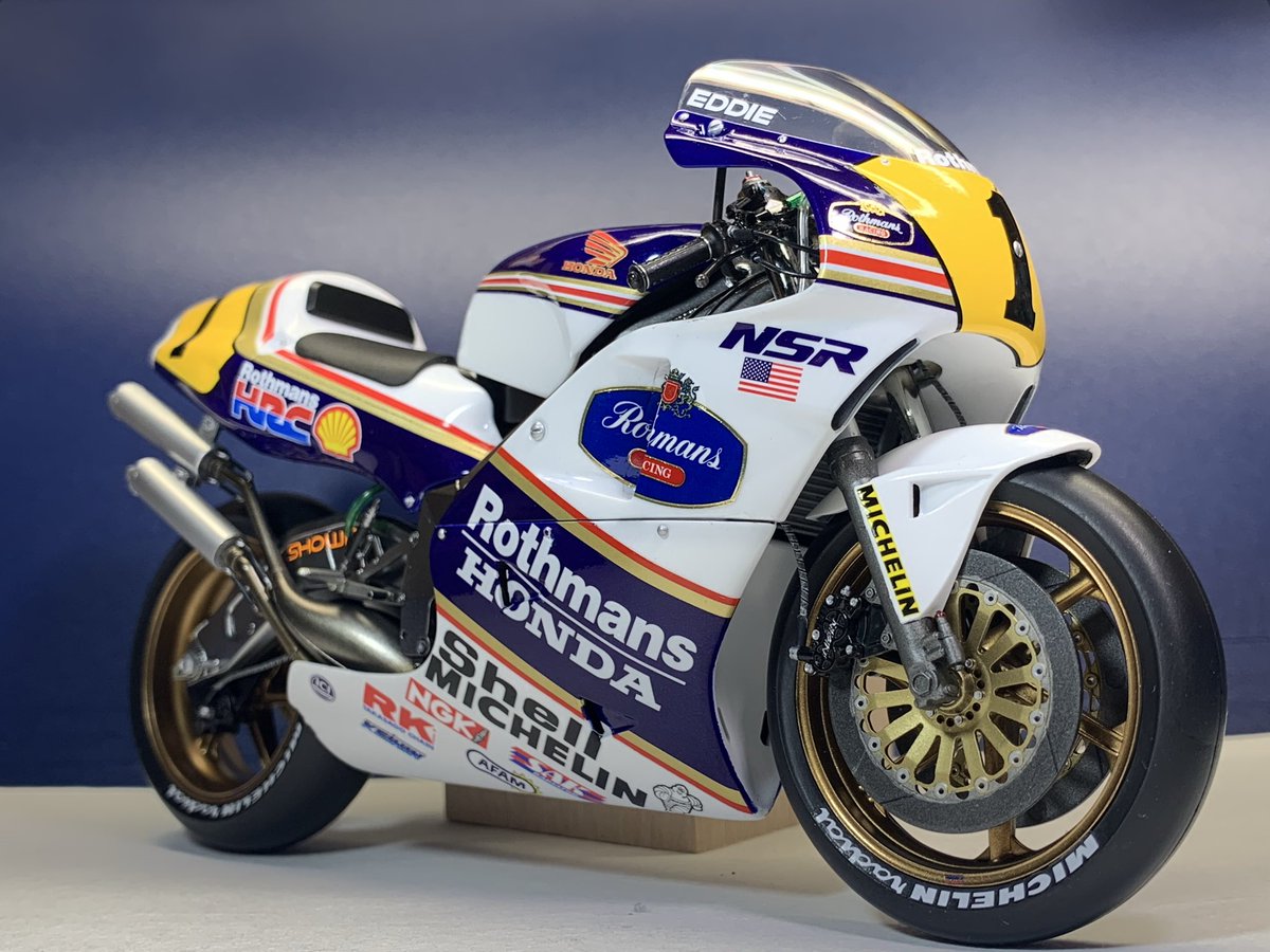ヤフオクに出品しました 1/12 ホンダ NSR500 ロスマンズ エディ