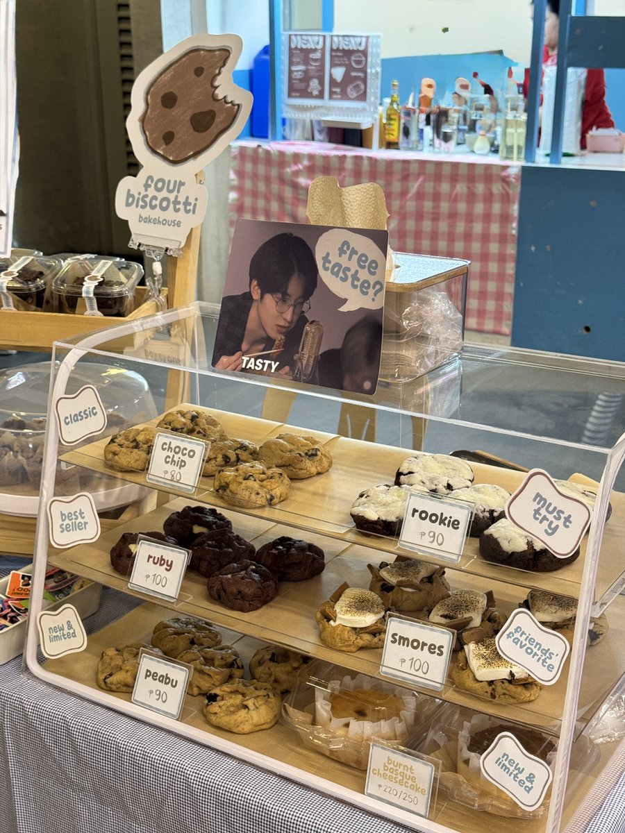 four biscotti tweet media