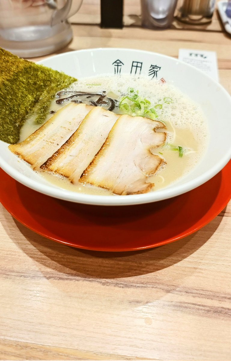 sonet_99's tweet photo. 難波で1杯ので、帰ってきた。
最後はラーメンで。 https://t.co/pXaeIHikkN
