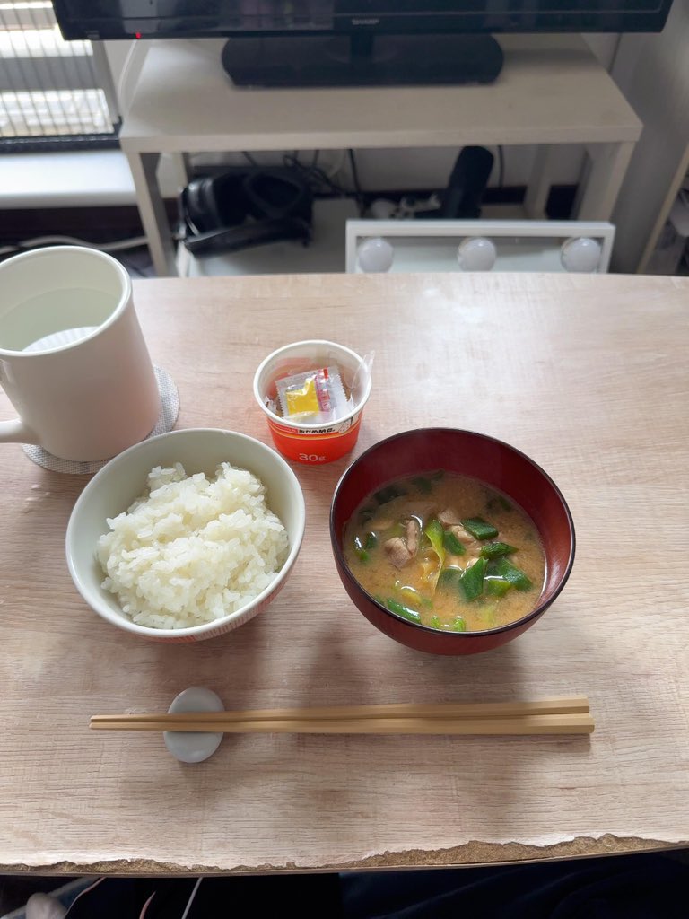 爱国青年刘战神 tweet media