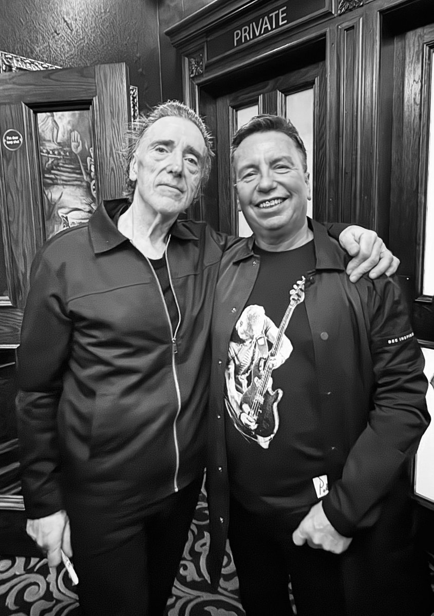 NYcheesy's tweet photo. Happy Birthday 🎈 🥁
#MarkLaff 6️⃣8️⃣
#GenerationX
‘King Rocker’
https://t.co/tD5EKyXXrQ via @YouTube https://t.co/fVcyEBdxer