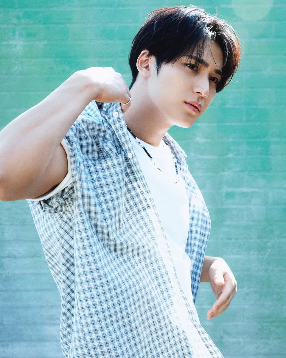 mingyu pics tweet media