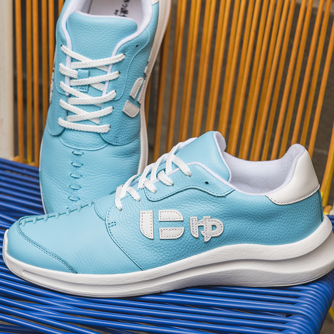 にゅ～ずBLOW“CUSTOM”『SKY BLUE』 A subtle change at your feet