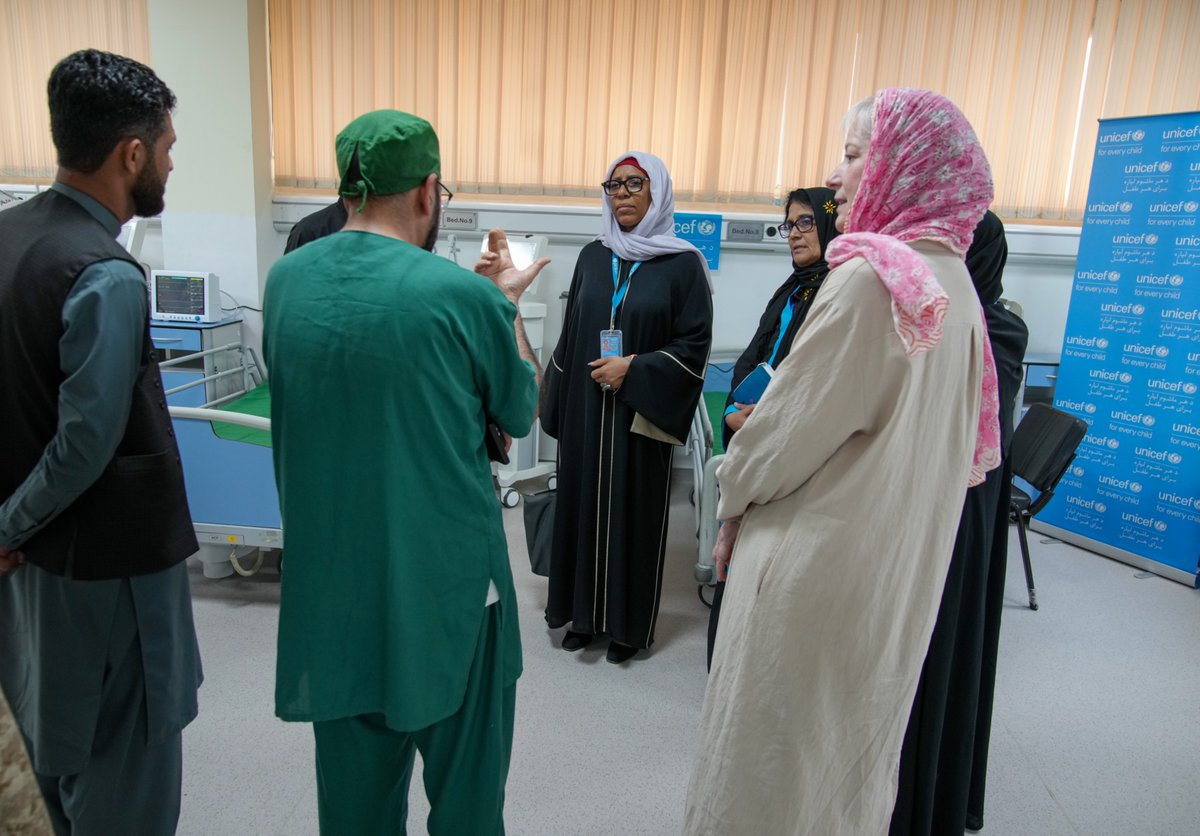 ajames_p's tweet photo. I was pleased to be at the Indira Gandhi Children's Hospital today where @UNICEFAfg handed over specialised equipment for paediatric cardiac surgery.

This will support skilled Afghan health professionals to bring life-saving care closer to more children &amp; families who need it. https://t.co/rYBif0mh8y