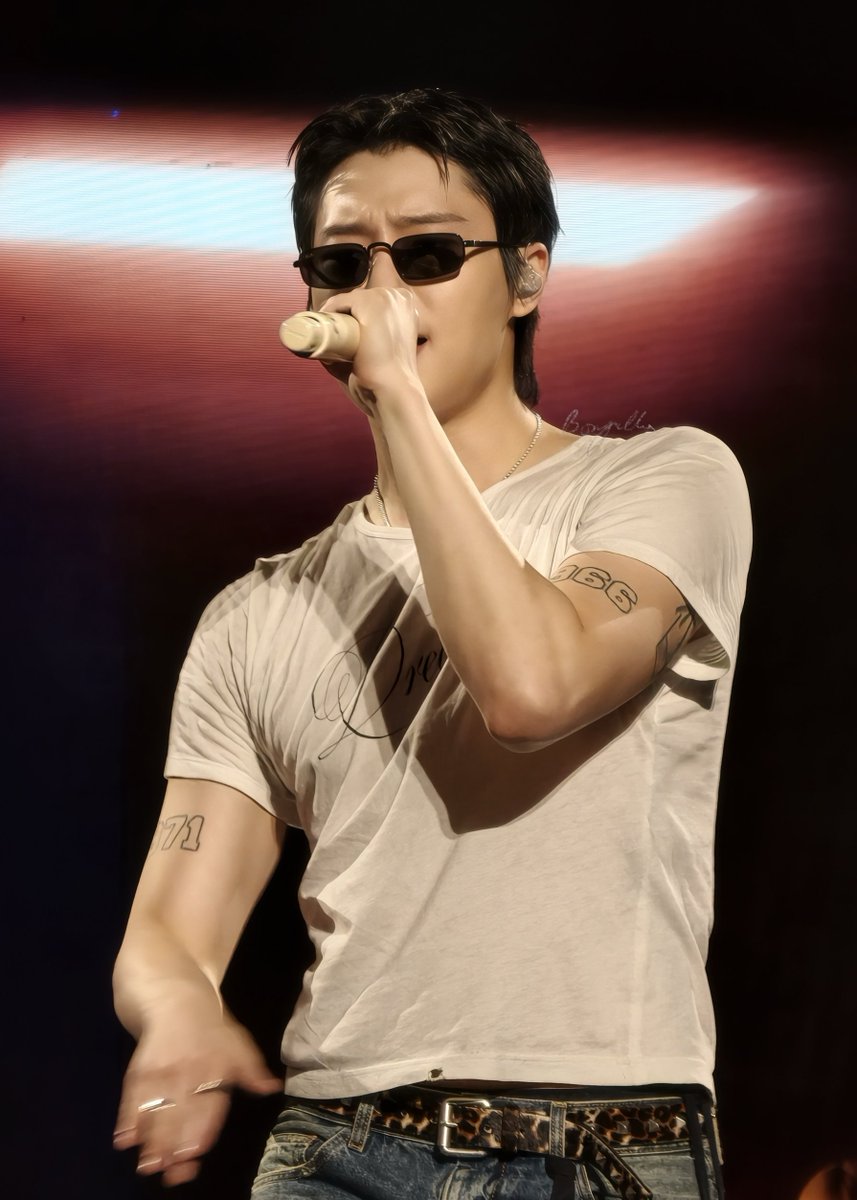 𝔹𝚘𝚗𝚐𝚣𝚊𝚋𝚕𝚎:Archive1_in_Bangkok tweet media